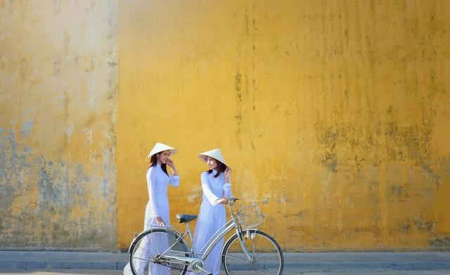 中国游客到越南游玩，越南人疑问：为啥中国人是这样的？