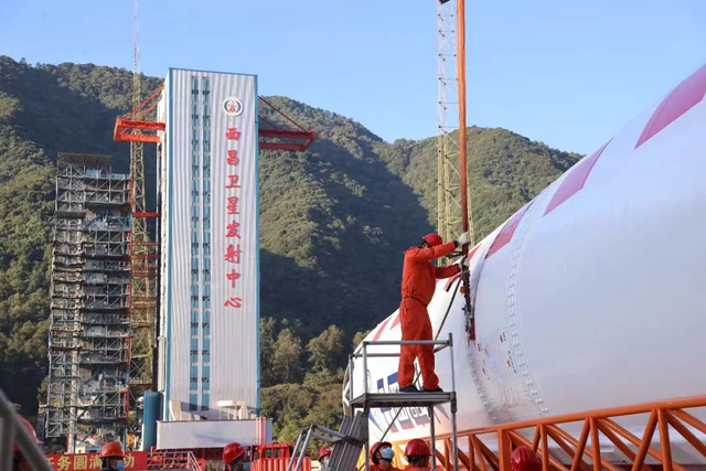 看见西昌的力量丨月出西昌 箭指苍穹：一座城的天地团圆梦
