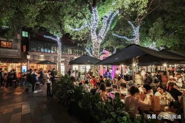 到底什么活动，晚上9点才开始？