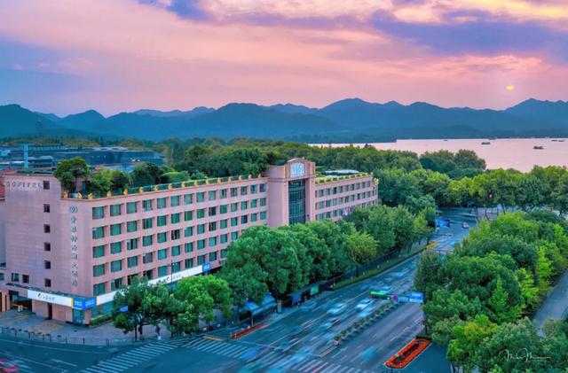 福利又来了,最高立减300元🥳上城文旅消费券抢不停!