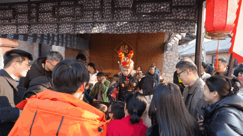 花灯已就位，好戏即将开场！铁道游击队景区邀你共赴璀璨之约