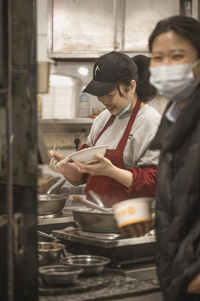住进城市“C位”！来厦门，请你吃自助餐→