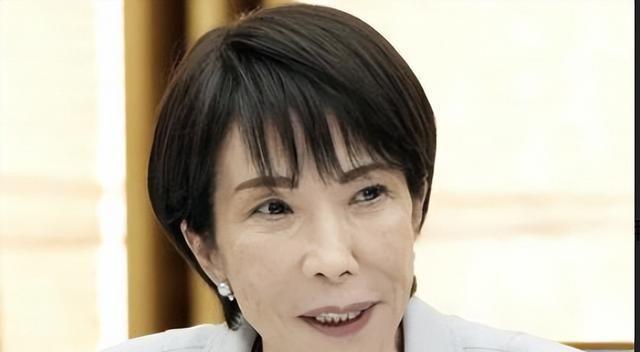 高市对华喊话，给了两个选择，话音刚落，中国12条航线取消赴日