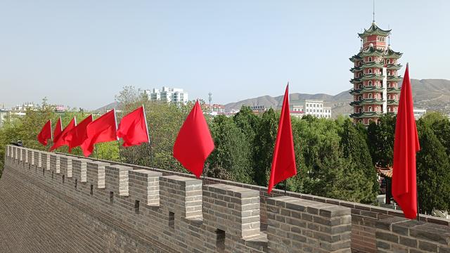第八站：参观会宁会师楼，尝武胜驿地道羊肉