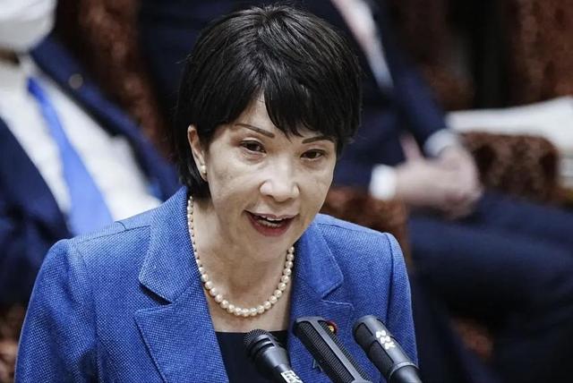 中方发“斩首”警告后，不到24小时，高市早苗回应了：言辞失当