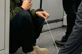 专治不回消息的阴阳句子 “我感觉我们俩很有默契，你不言我不语”图片