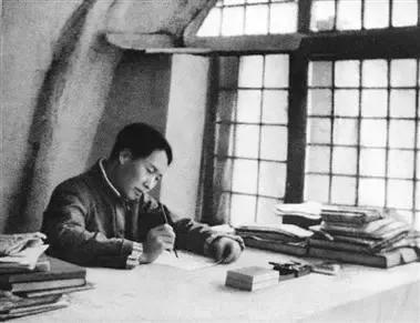 黄企生 随笔：三秦大地见闻之十四——延河记