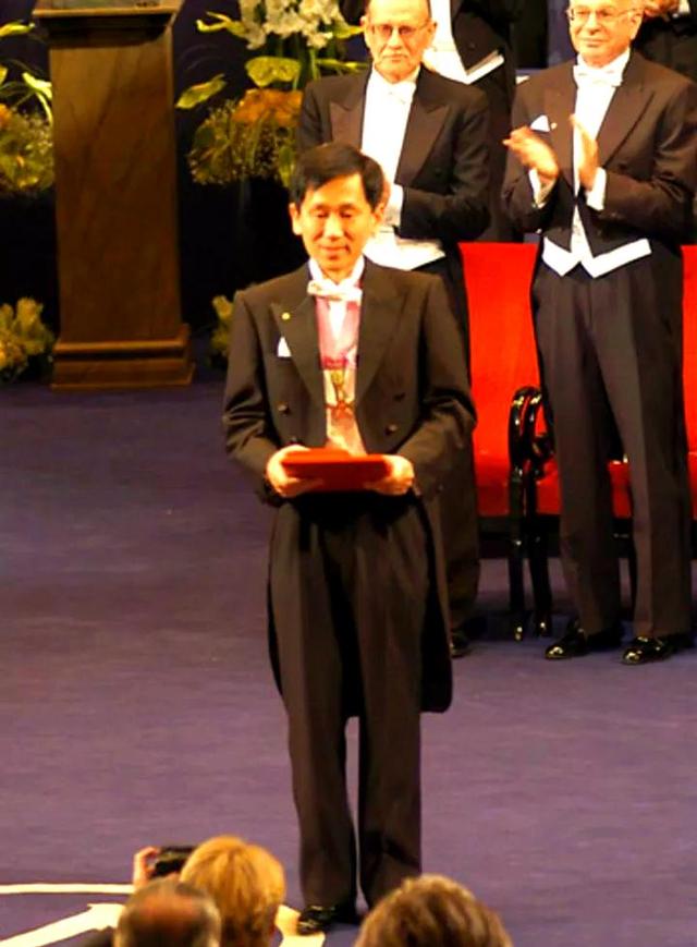 25年19项诺贝尔奖！日本批量收获诺奖真因揭晓，3大机制值得深思