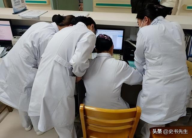 “最快女护士”再起风波！本人账号清空	，官媒发声，白岩松被牵连