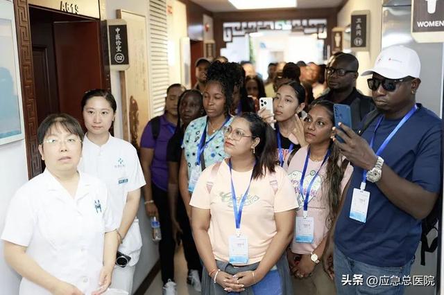 “一带一路”国家应急医学救援物资管理研修班在京圆满结业
