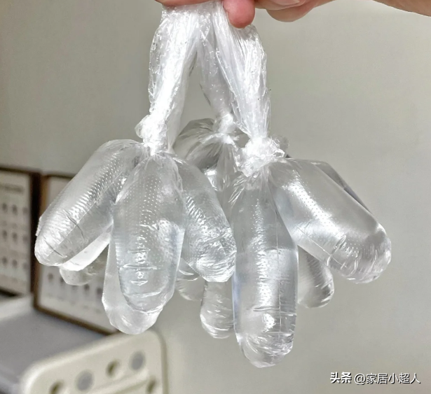 冻冰块，用啥模具啊！老妈分享7个自制冰块妙招，0成本搞定，真牛