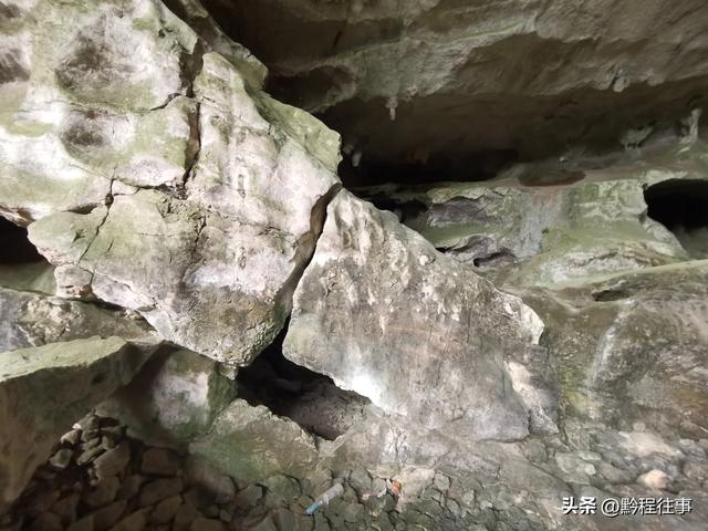 寻找一个最为艰难的躲匪洞，我难到达，土匪也难以到达