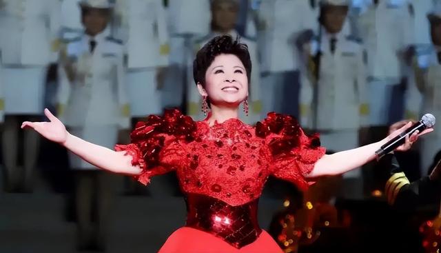 63岁董文华不再沉默，揭露当年被“封杀”原因，原来我们错怪她了