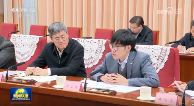 从“炒股天才”到“AI狂人”，DeepSeek创始人梁文锋的人、事、志