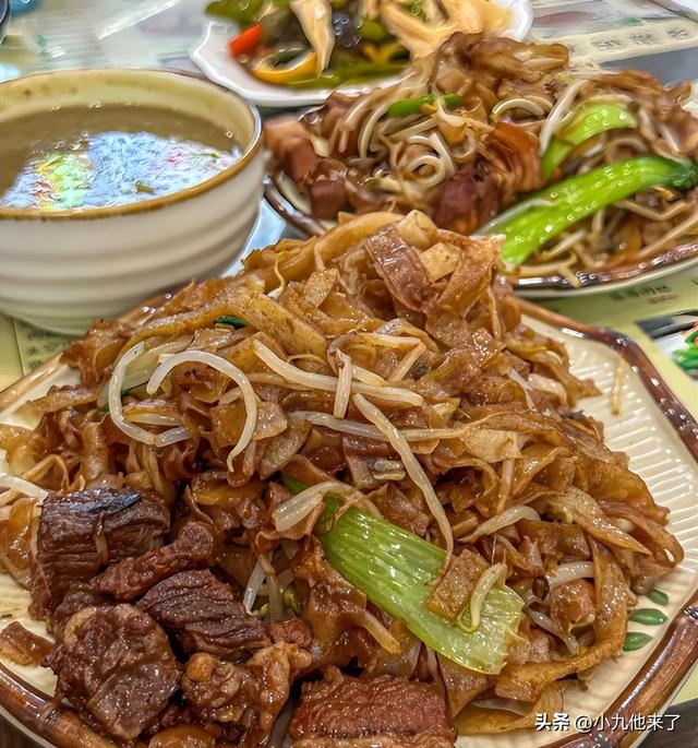 河南郑州特色美食有哪些，2025年郑州美食地图，推荐收藏品尝