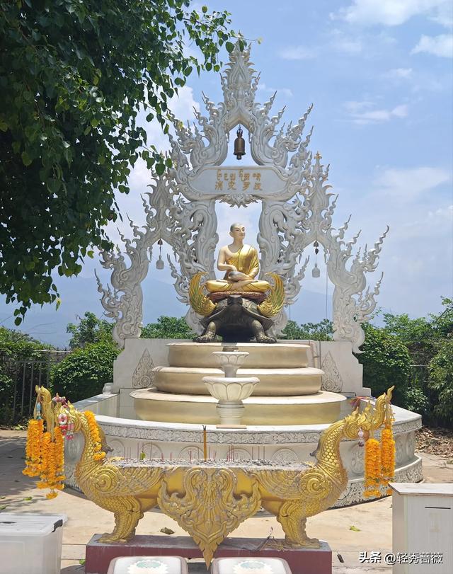 云南西双版纳，极具鲜明特色的旅游胜地。