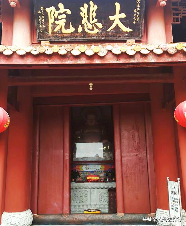 成都黄龙溪被冷落的寺庙，位置堪称绝佳，现32尊观音化身像！