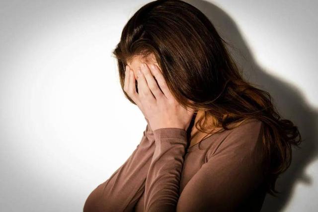 饭后散步对胃好吗？医生忠告：胃“最喜欢”这5件事，平时可多做