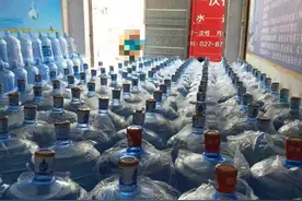 一个水桶用十年？警惕“超期服役”！图片