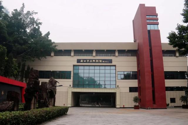 小布丁·早安丨地名里的重庆：太白街道，藏着万州的诗与烟火