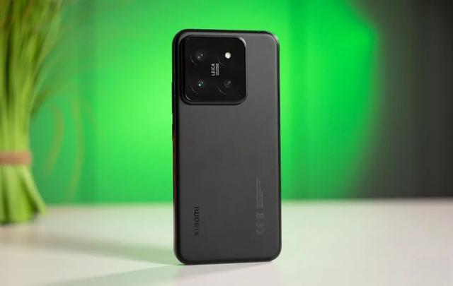 16+512GB！价格“大跳水”的三款手机