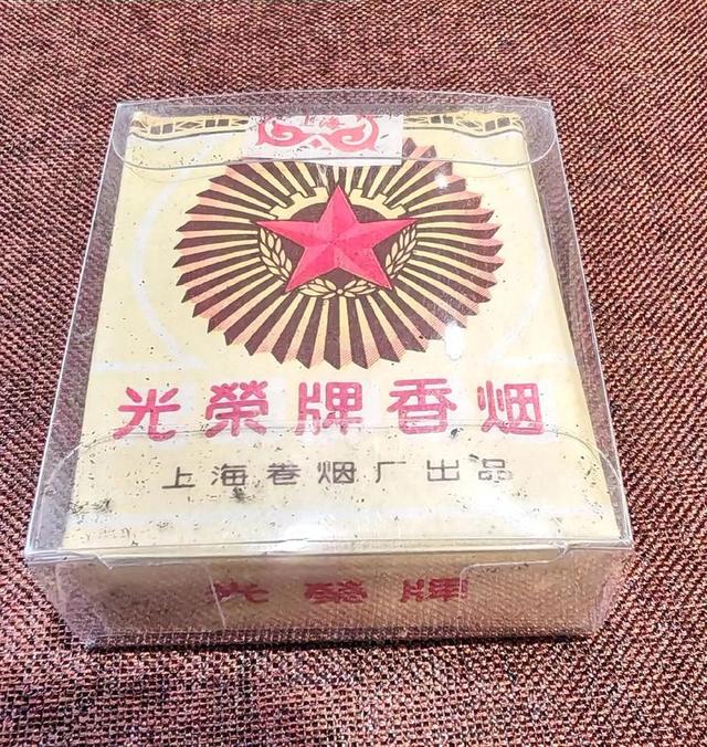 中国绝版老香烟，见过5种以上的，差不多已经是“爷爷”辈的人了