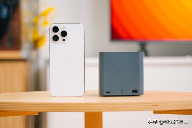 一机双用新选择：迷你主机+全闪NAS的零刻Me mini