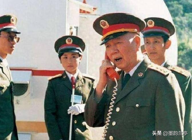首次访华就不尊重我国？中国当场撤走仪仗队：摆正态度再来吧！