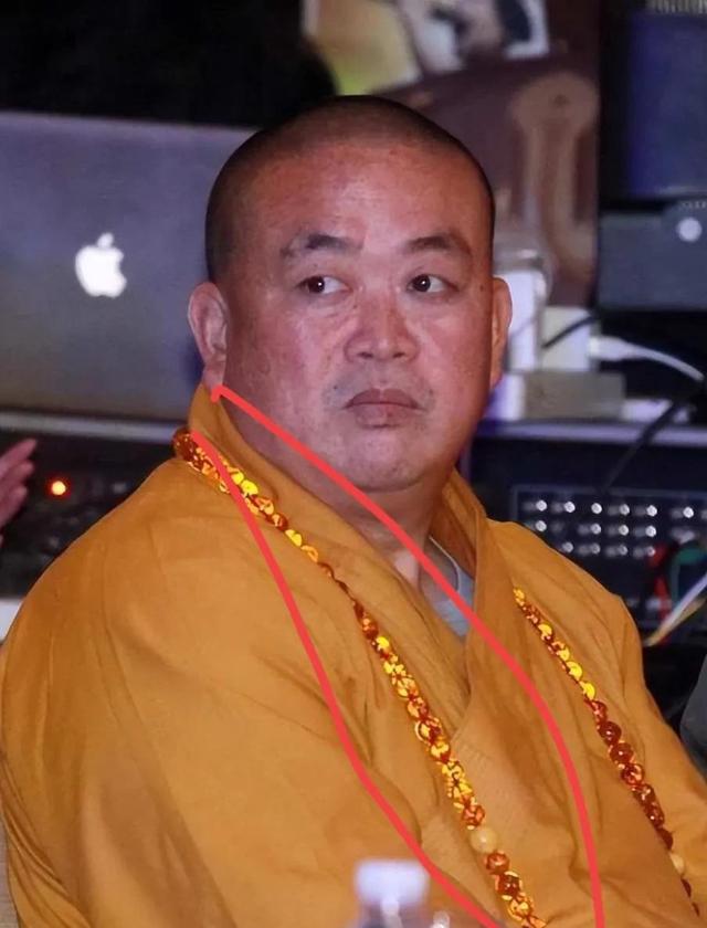 不查不知道一查吓一跳，掌管少林寺的释永信，私下到底有多豪横