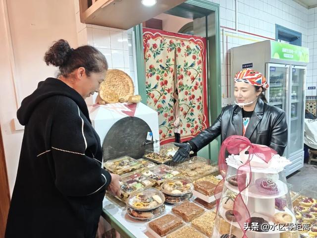 乌鲁木齐市水磨沟区——荧幕照进现实！水磨沟区“红石榴餐厅”向公众开放