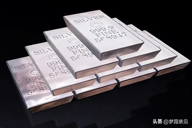 巴菲特为何买银不买金