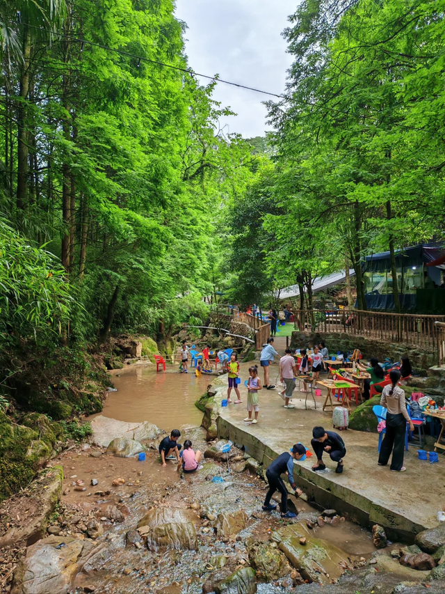 被追问无数次的都江堰徒步玩水宝藏地，免费、1.5h可达！