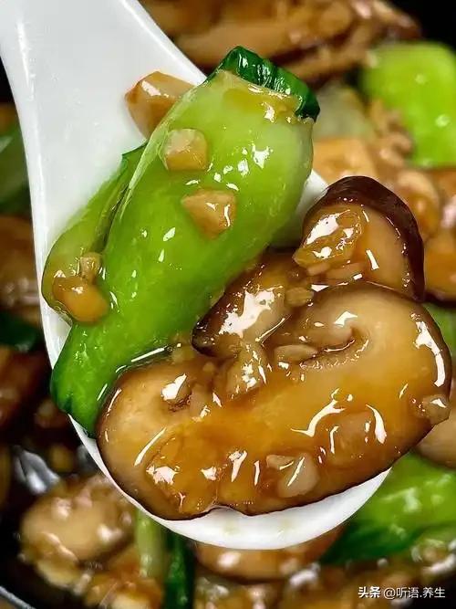 4种一吃就“拉屎”的蔬菜，被称为“肠道润滑油”帮助你顺畅拉屎