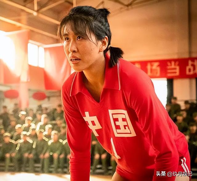 从“铁榔头”到“整容狂魔”，64岁郎平大变样，差一点都认不出来