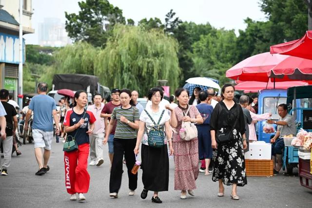 弥勒这个社区人气旺！800家民宿爆满~