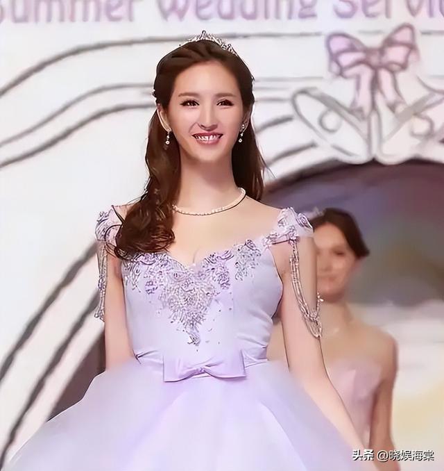她曾是体操女神，退役后与大51岁的干爹谈恋爱，如今收获新的人生