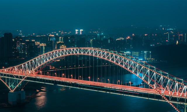 重庆夜景：火遍外网，西方国家直呼“比不了”！