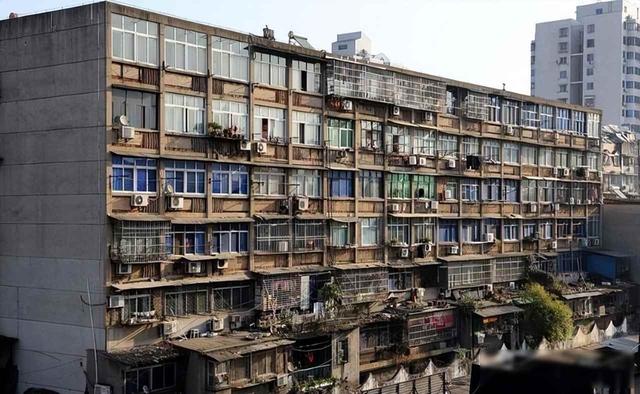 国家发话：老破小可原地重建！居民：不如“推倒不建，以旧换新”