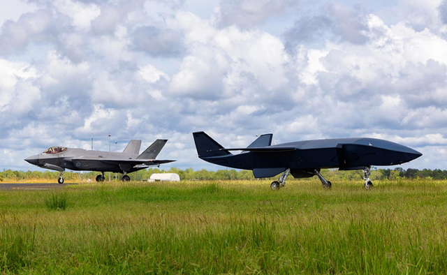 六年磨一剑！澳空军 MQ-28 “幽灵蝙蝠” 完成飞行试验，作战力初显