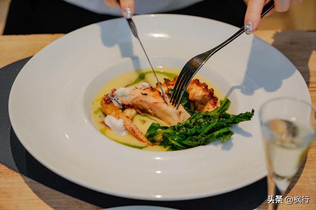 十年两刷意大利，南意根本不在乎米其林，他们只在乎番茄够不够酸