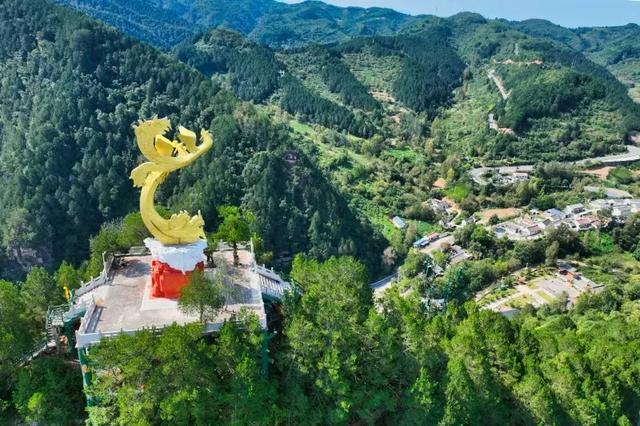 两当村超“狂奔”指南！足球+旅游，这样玩才够“燃”！