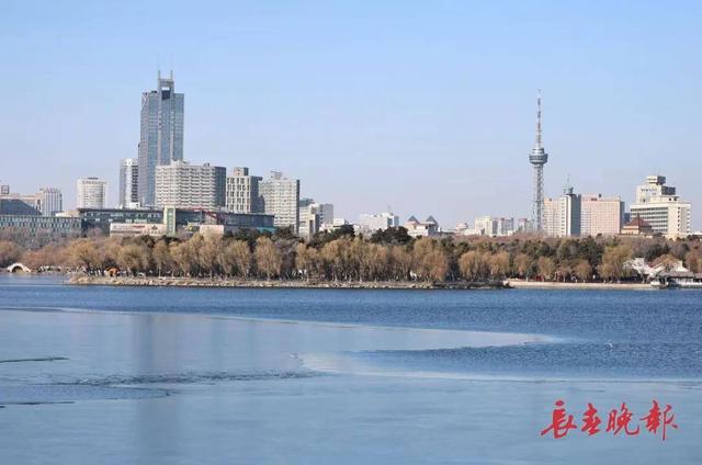 天工挥毫！长春今冬奇幻冰面盛景已上线