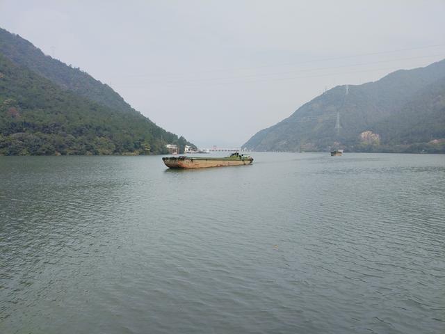 2025秋游：严子陵钓台 . 黄公望隐居地