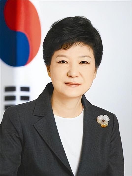 李在明确定缺席阅兵后，一特殊身份客人的到来，或让韩国坐立难安