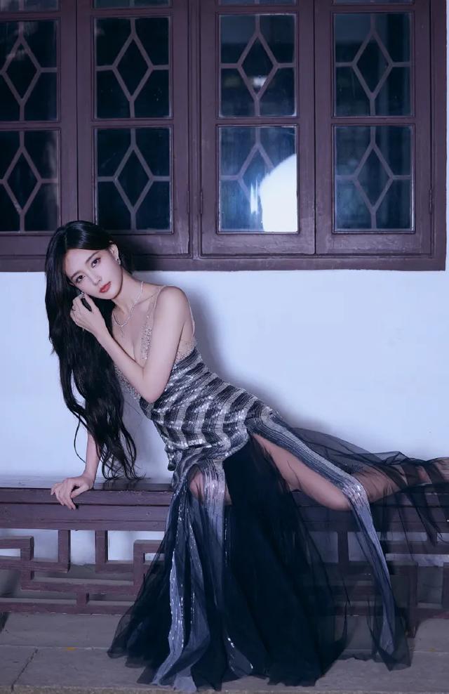 李一桐，又清纯又欲