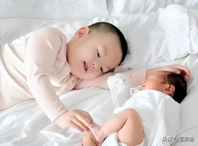 2020年，我国男性比女性多3502万，如今刚过5年，差距令人意外