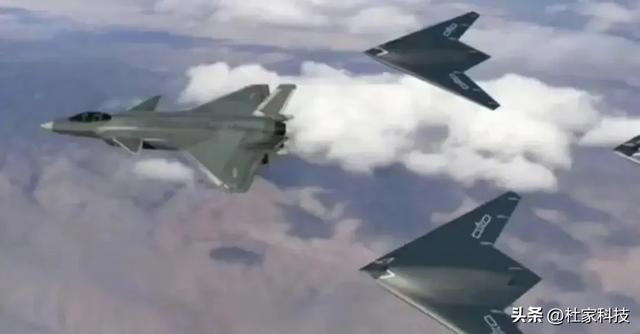 出大事了，外媒钻研攻击-11和歼20S组合弱点，得出结论让人难信！