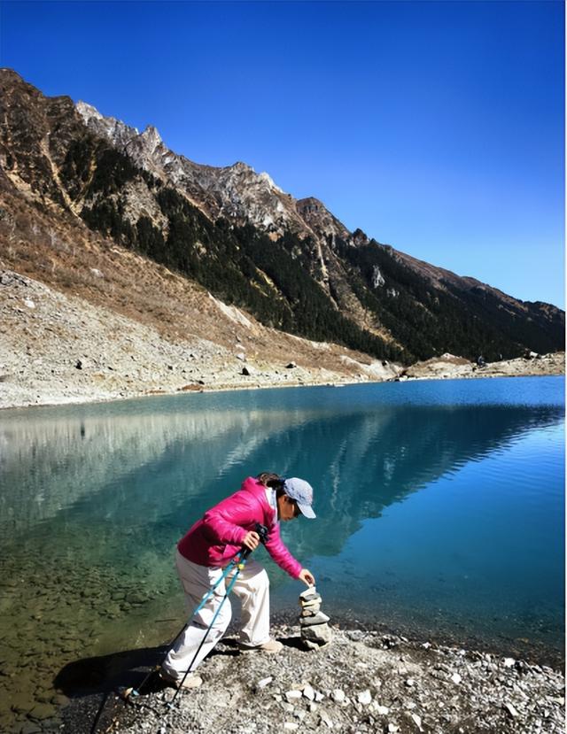 雨崩，一个让人语崩的地方（二）冰湖，上帝的最后一滴眼泪