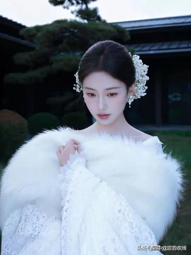 甘肃兰州一校花美出圈了,貌美迷人,美的无可挑剔,高级满满