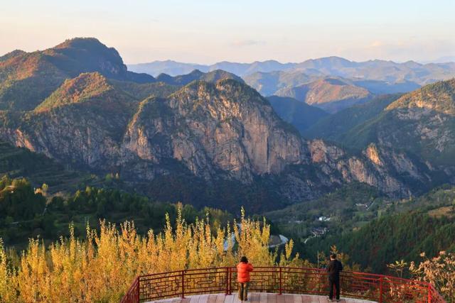 不到西坡，怎知秋色如许？